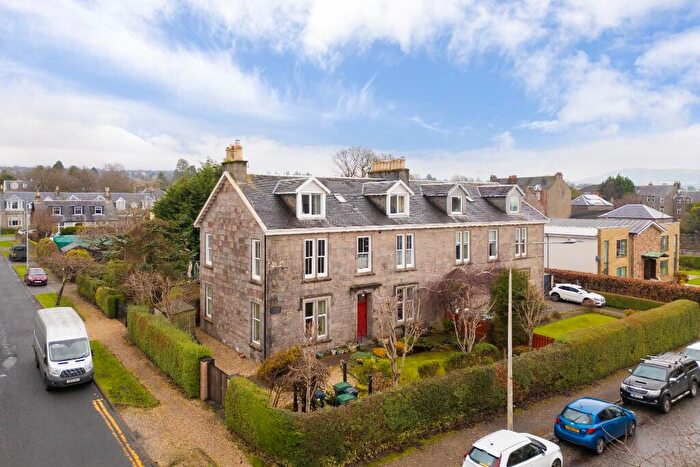 2 Bedroom Flat For Sale In Campbell Street, Helensburgh, Argyll And Bute, G84