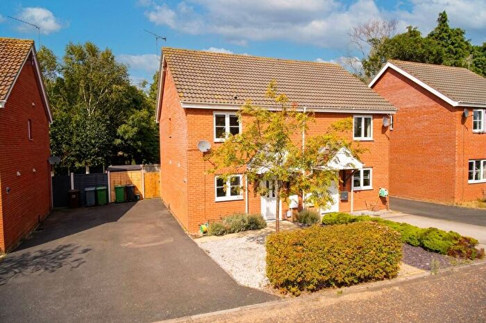 2 Bedroom Semi-Detached House For Sale In Douglas Road, Spixworth, Norwich, NR10