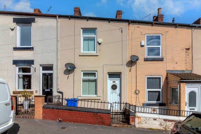 3 Bedroom Terraced House To Rent In Commercial Street, Barnsley, S70