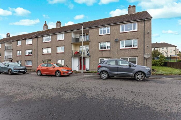 3 Bedroom Flat For Sale In Milliken Road, Kilbarchan, PA10