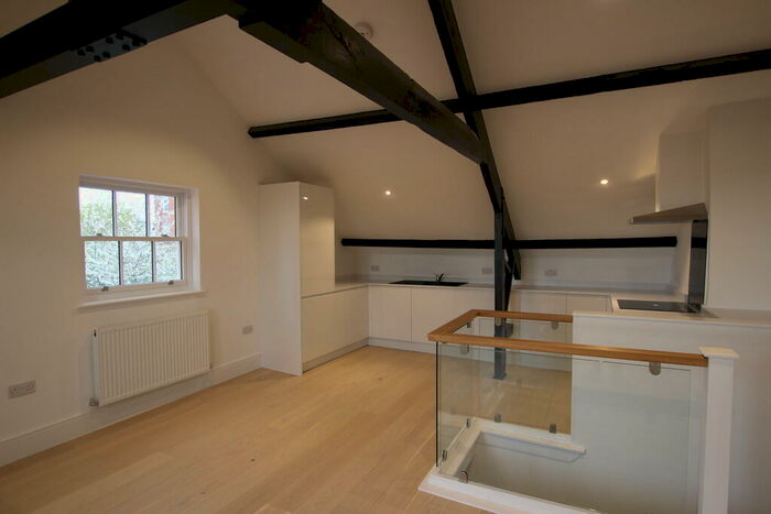 2 Bedroom Apartment To Rent In Derby Road, NG7