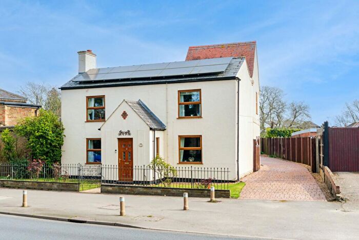 4 Bedroom Detached House For Sale In Church Road, Brampton, PE28