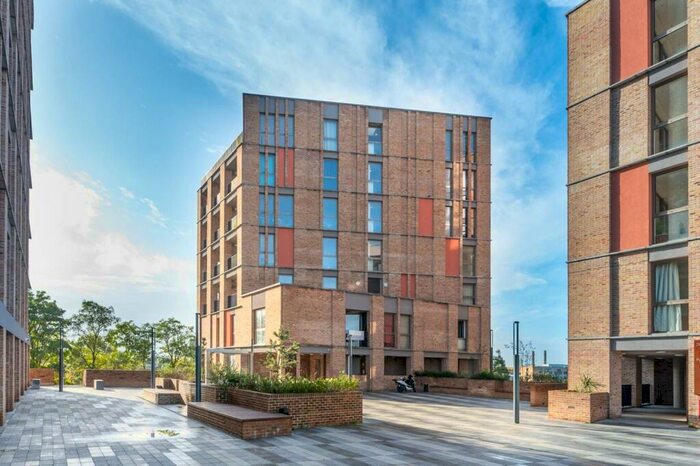 2 Bedroom Flat To Rent In Oberman Road, Dollis Hill, London, NW10