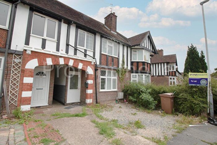 4 Bedroom Terraced House To Rent In Limbury Road Luton, LU3