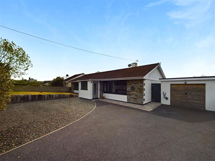 3 Bedroom Bungalow For Sale In Nanstallon, Bodmin, PL30