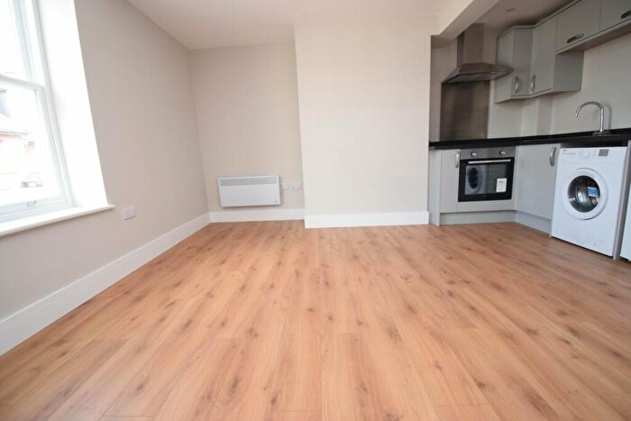 1 Bedroom Apartment To Rent In Cleare Apartments, High Street, Bucks, SL1