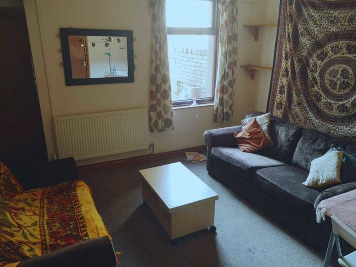 4 Bedroom House To Rent In Thesiger Street, Cathays, Cardiff, CF24