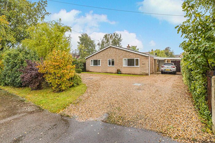 3 Bedroom Detached Bungalow For Sale In Finchs Field, Little Eversden, Cambridge, CB23