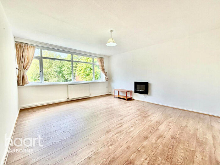 2 Bedroom Apartment To Rent In Melton Drive, Edgbaston, B15