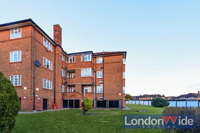 2 Bedroom Apartment To Rent In , Beaufort Park, London, NW11