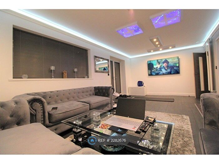 5 Bedroom Terraced House To Rent In Stifford Clays Road, Grays, RM16