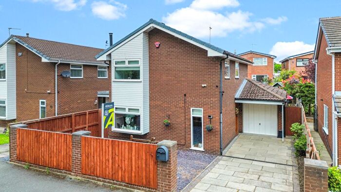 4 Bedroom Detached House For Sale In Jackson Close, Rainhill, L35