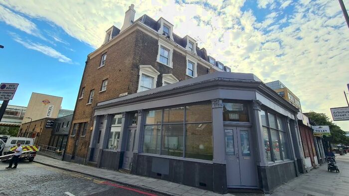 Studio To Rent In Kingsland Road, London, E8