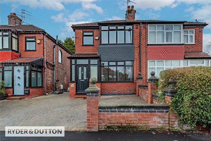 3 Bedroom Semi Detached House For Sale In Parkfield Road North, New Moston, Manchester, M40