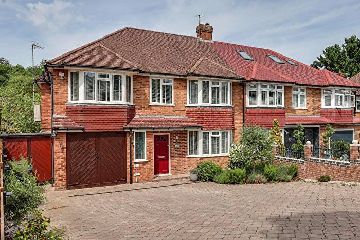 4 Bedroom Semi Detached House For Sale In The Ruffetts, South Croydon, CR2