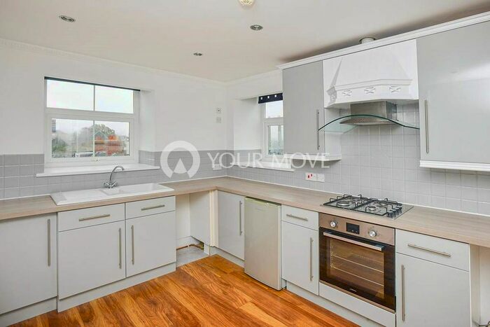 3 Bedroom Flat To Rent In Station Road, Saltash, Cornwall, PL12