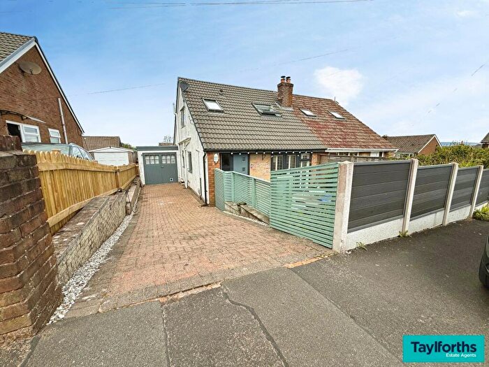 4 Bedroom Semi-Detached Bungalow For Sale In Ambleside Avenue, Barnoldswick, BB18