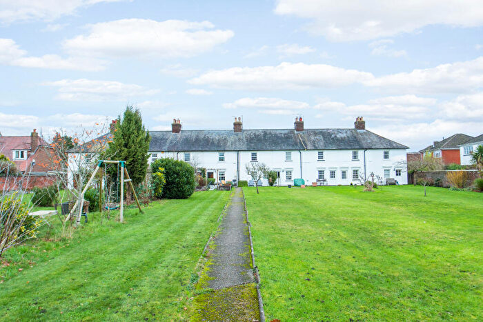 3 Bedroom Terraced House For Sale In The Green, Canterbury, CT4