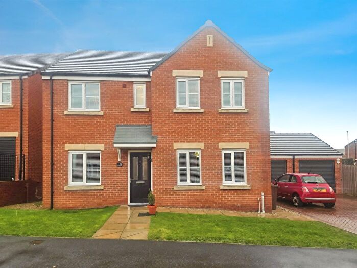 4 Bedroom Detached House For Sale In Portland Road, Wakefield, WF1