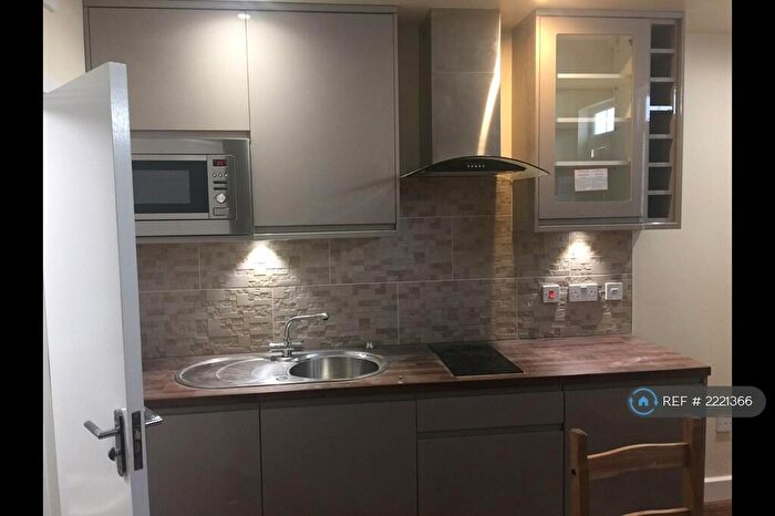 Studio To Rent In Old Christchurch Road, Bournemouth, BH1