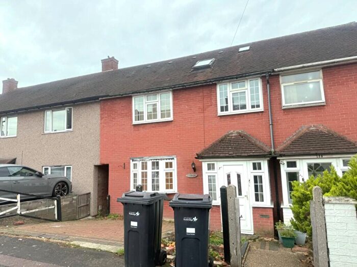 4 Bedroom Terraced House To Rent In Burrow Road, Chigwell, Essex, IG7