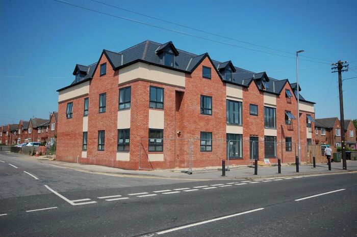 2 Bedroom Flat For Sale In The Grange, Gilesgate, DH1