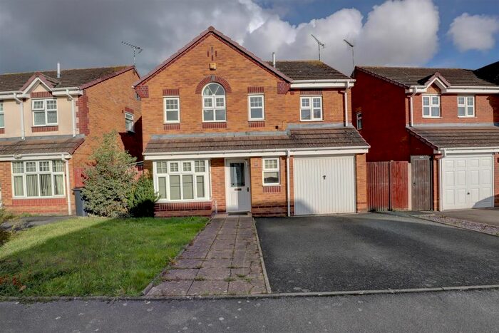 4 Bedroom Detached House To Rent In Okeford Way, Heritage Park, Nuneaton, CV10