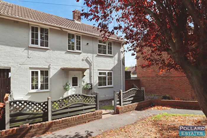 3 Bedroom Semi-Detached House For Sale In Beechings Way, Twydall, ME8