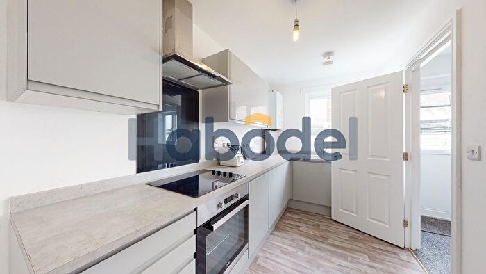 1 Bedroom Flat To Rent In Torbay Road, Paignton, TQ4