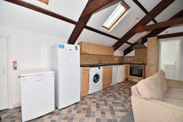 4 Bedroom Maisonette To Rent In Church Street, Falmouth, TR11