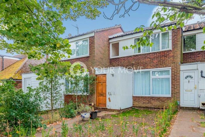 1 Bedroom Flat To Rent In Highbury Road, Hitchin, Hertfordshire, SG4