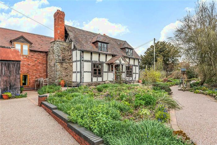 4 Bedroom House For Sale In Moorcourt, Lyonshall, Kington, HR5