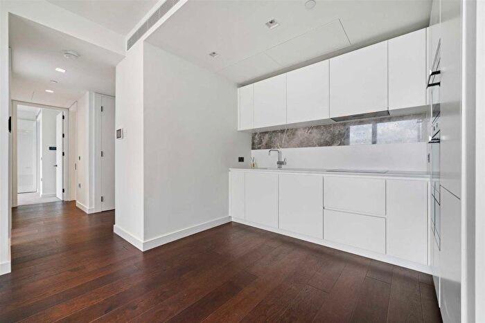 2 Bedroom Flat To Rent In Casson Square, Borough, SE1