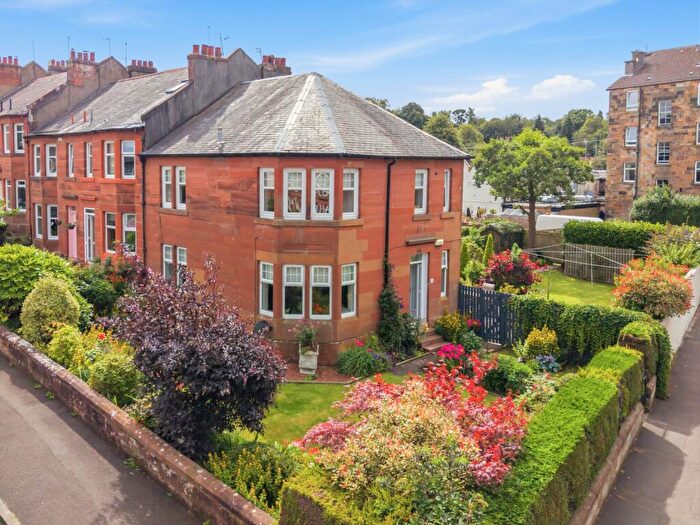 3 Bedroom End Of Terrace House For Sale In Crompton Avenue, Old Cathcart, G44