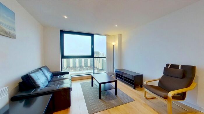 2 Bedroom Flat To Rent In Stobcross Street, Glasgow, G3