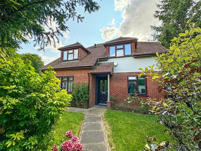 4 Bedroom Detached House For Sale In Newports, Crockenhill, Kent, BR8