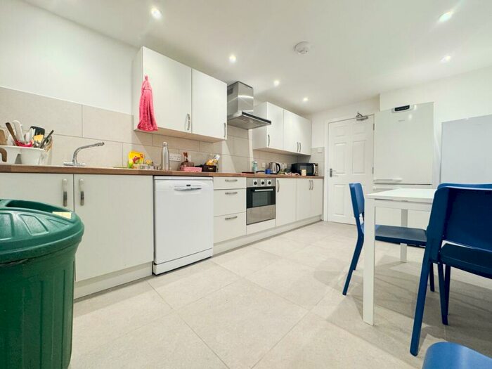 5 Bedroom Terraced House To Rent In Orbit Street, Roath, CF24