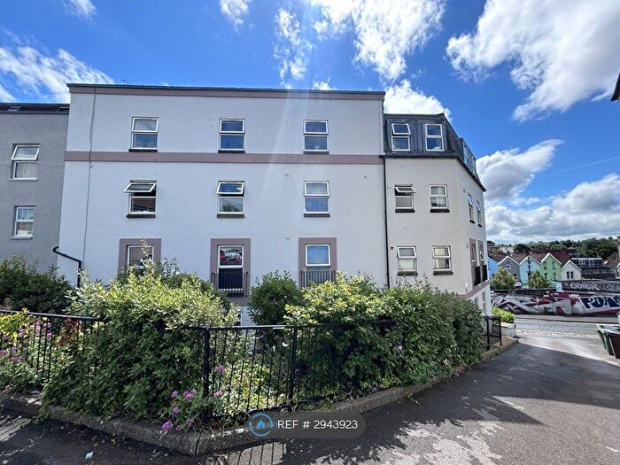 1 Bedroom Flat To Rent In Gillham House, Bristol, BS7