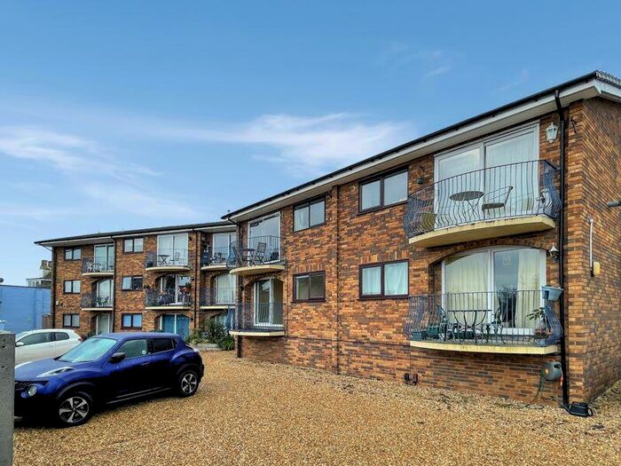 2 Bedroom Apartment To Rent In Terminus Road, Cowes, PO31