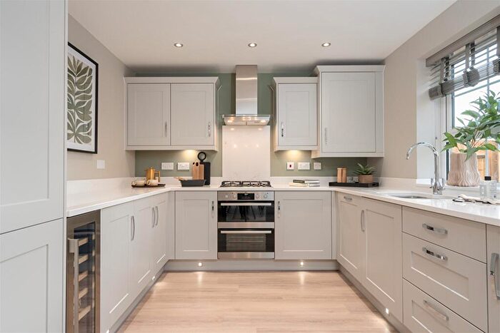 4 Bedroom Detached House For Sale In Wallis Gardens, Stanford In The Vale, Oxfordshire, SN7