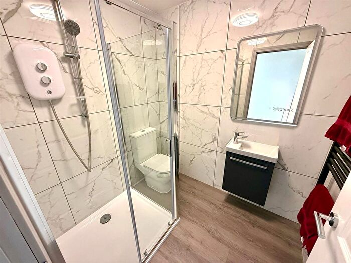 1 Bedroom Flat To Rent In Worksop Road, Sheffield, S9