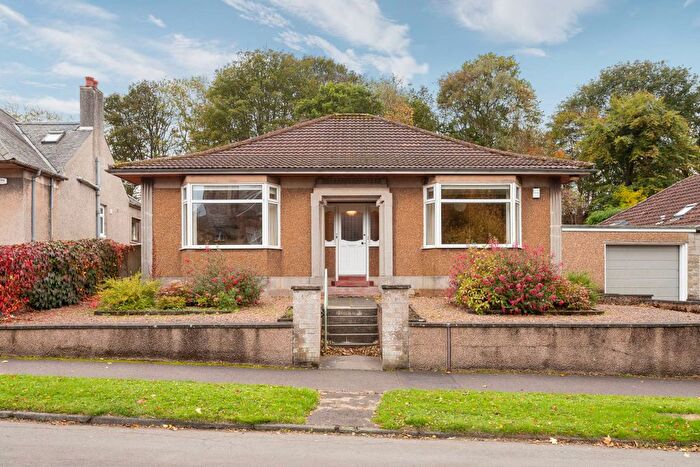 3 Bedroom Bungalow For Sale In Balwearie Gardens, Kirkcaldy, KY2