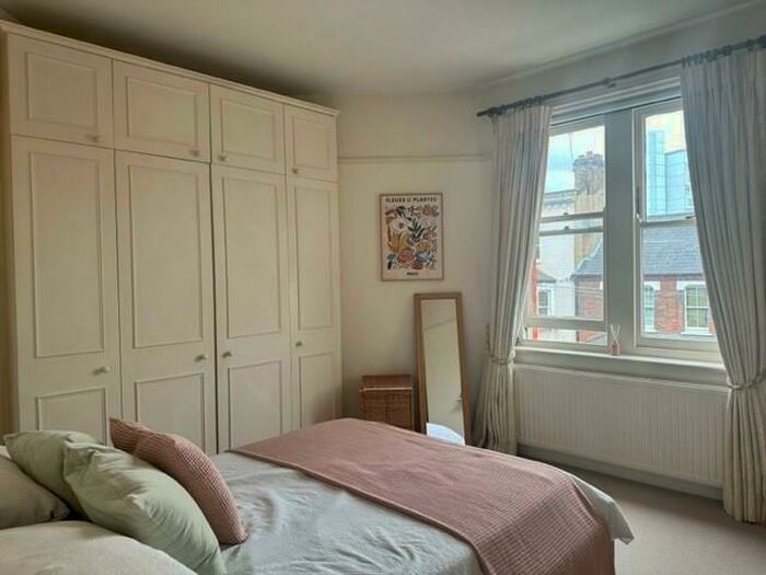 2 Bedroom Flat To Rent In Albert Palace Mansions, Lurline Gardens, London, SW11
