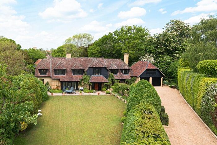 5 Bedroom Detached House For Sale In Crofts End, Sherington, Buckinghamshire, MK16