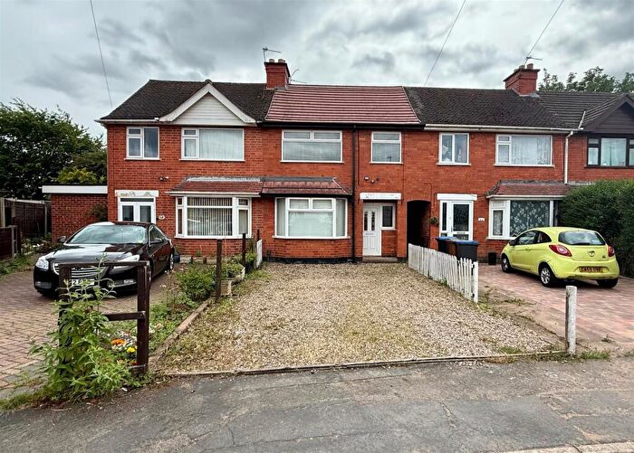 3 Bedroom Town House For Sale In Burleigh Road, Hinckley, LE10
