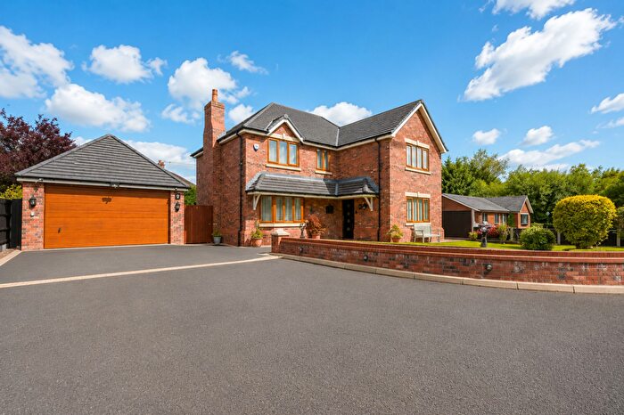4 Bedroom Detached House For Sale In Firbank Avenue, Tarleton, Preston, PR4