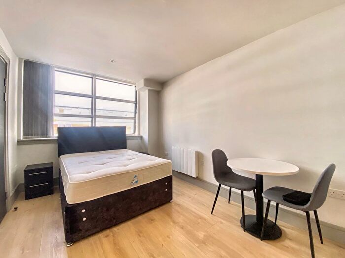 Studio To Rent In Mercantile House, Uxbridge, Greater London, UB8