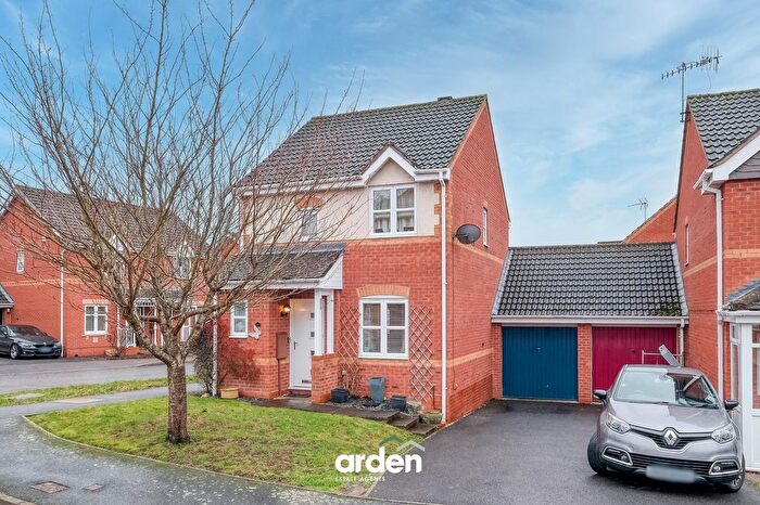 3 Bedroom Detached House For Sale In Appletree Lane, Redditch, B97
