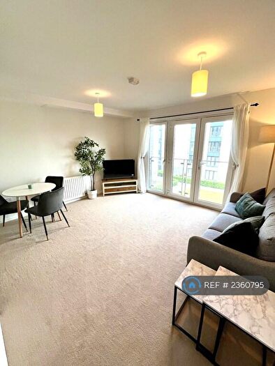 1 Bedroom Flat To Rent In Arneil Drive, Edinburgh, EH5