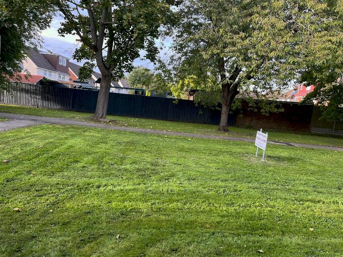 Studio To Rent In Newcourt, Cowley, Uxbridge, UB8